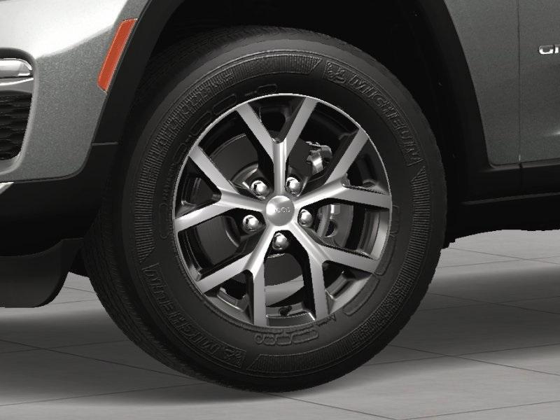 new 2025 Jeep Grand Cherokee car, priced at $45,196