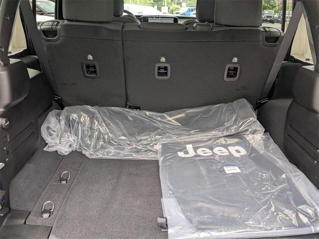 new 2025 Jeep Wrangler car, priced at $48,964