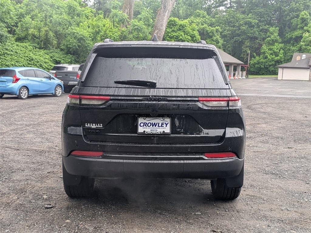 new 2025 Jeep Grand Cherokee car, priced at $45,455