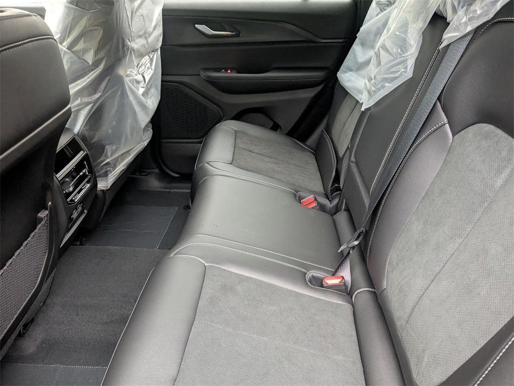 new 2025 Jeep Grand Cherokee car, priced at $45,455