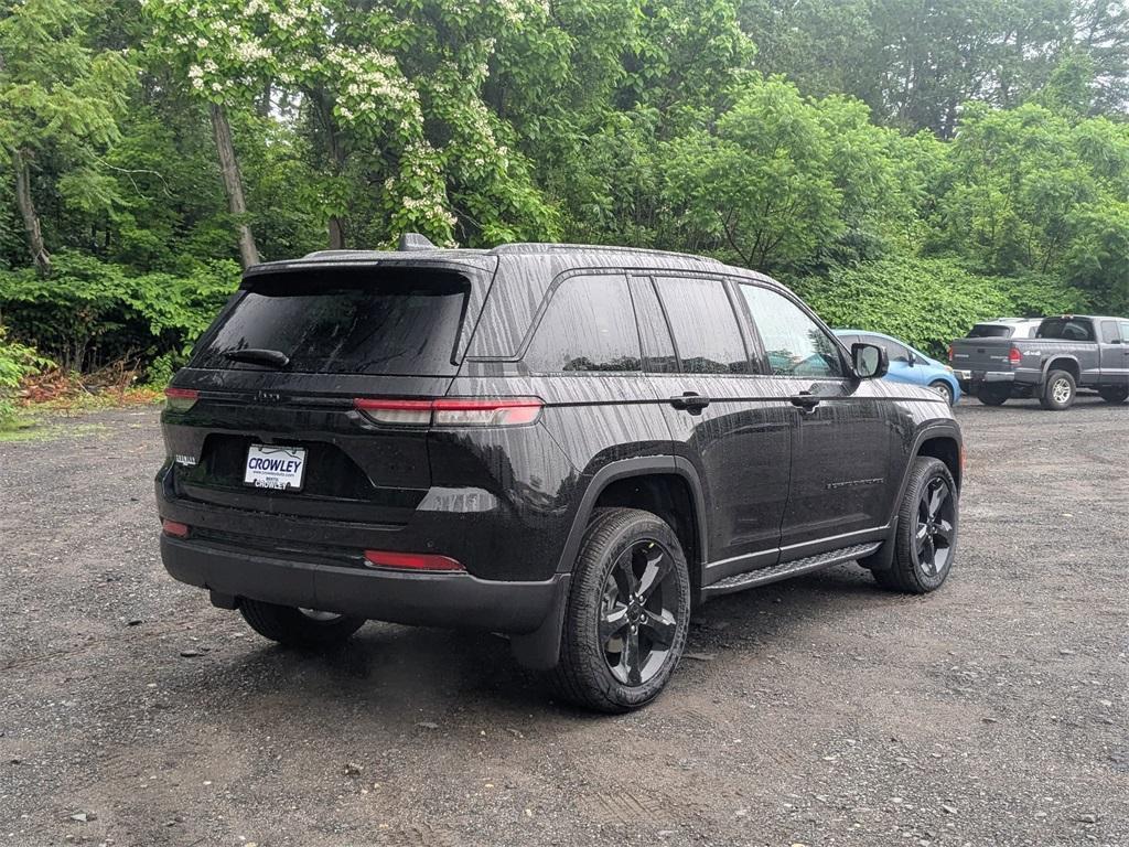 new 2025 Jeep Grand Cherokee car, priced at $45,455