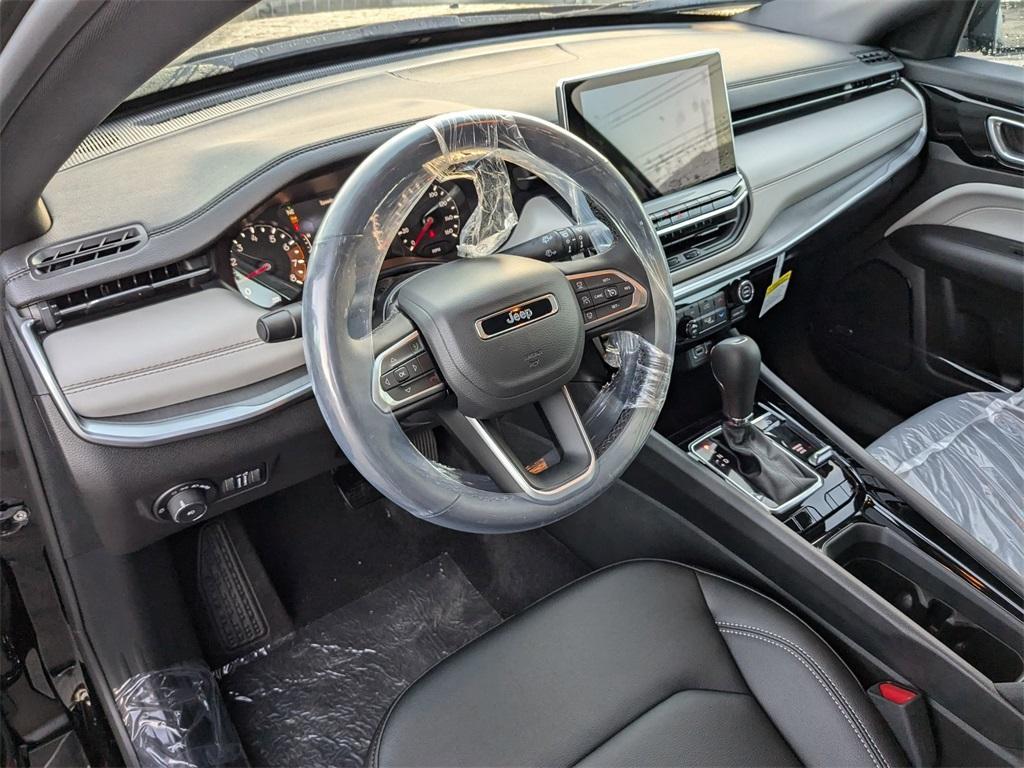 new 2025 Jeep Compass car, priced at $35,118