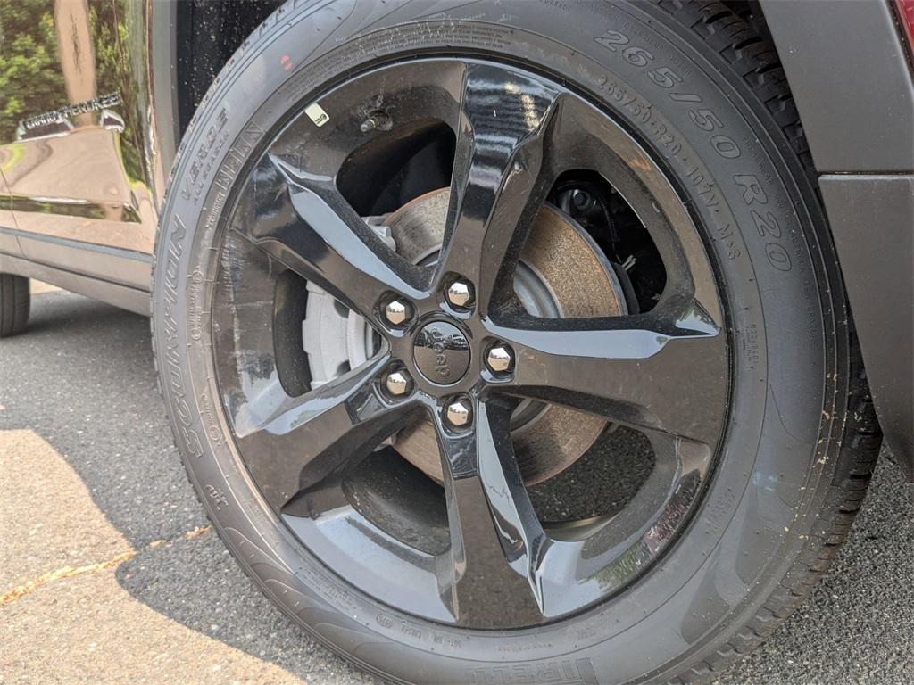 new 2025 Jeep Grand Cherokee car, priced at $45,406