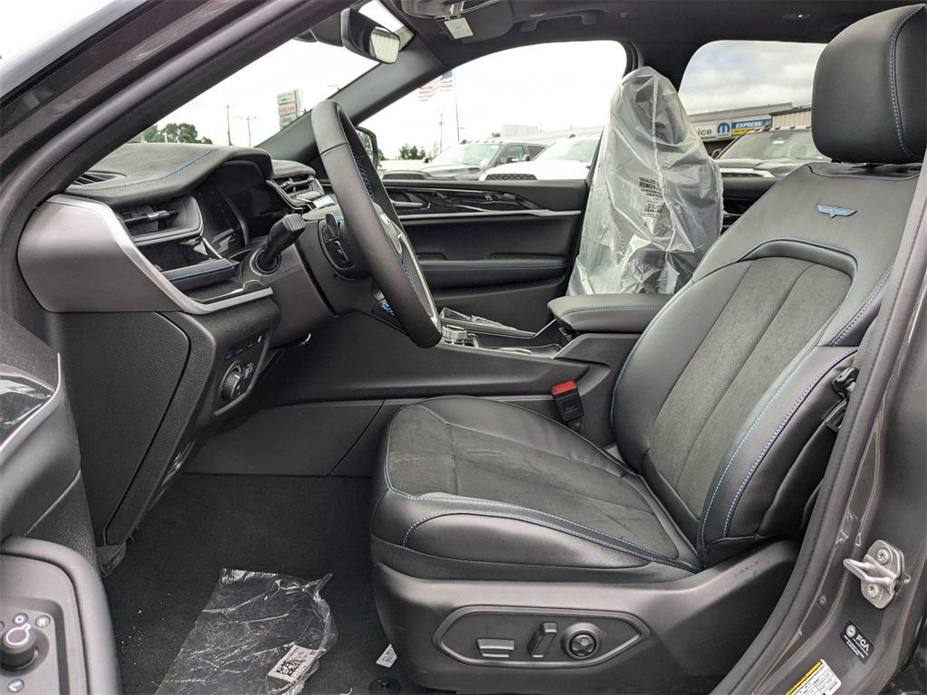 new 2024 Jeep Grand Cherokee 4xe car, priced at $56,179