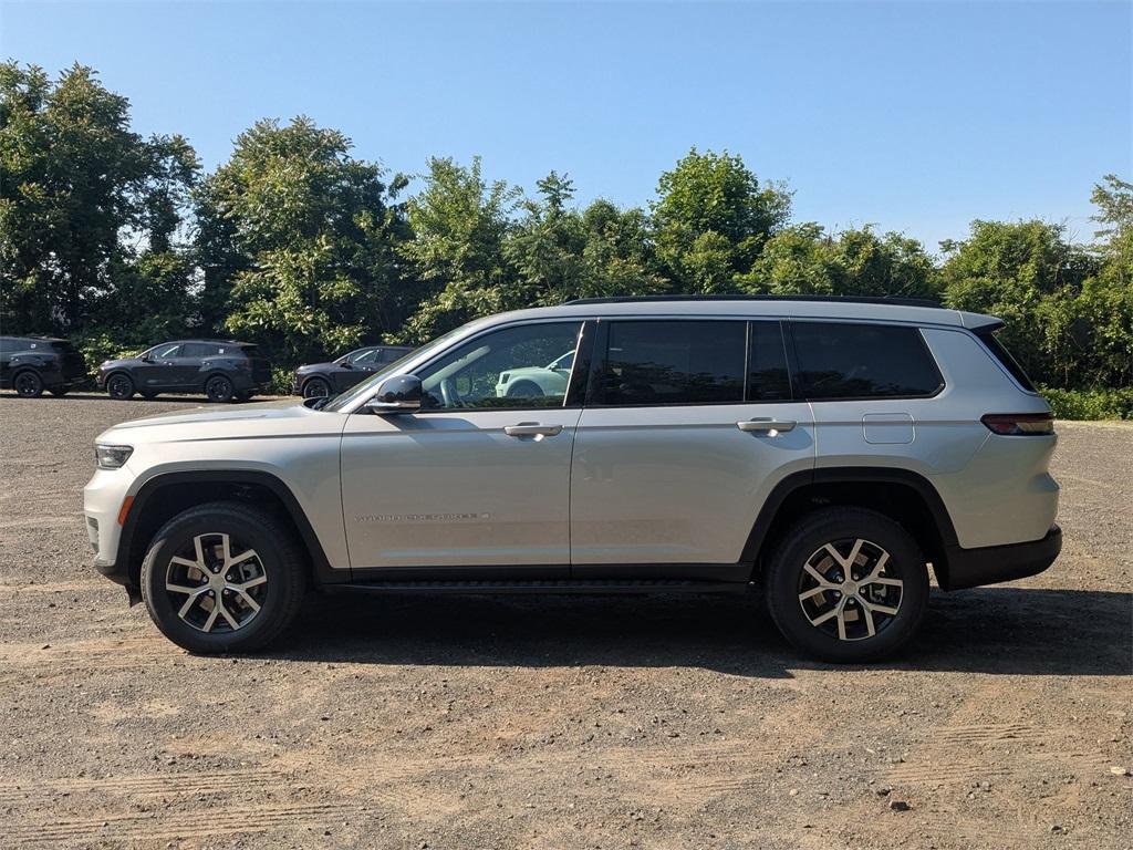 new 2025 Jeep Grand Cherokee L car, priced at $46,547