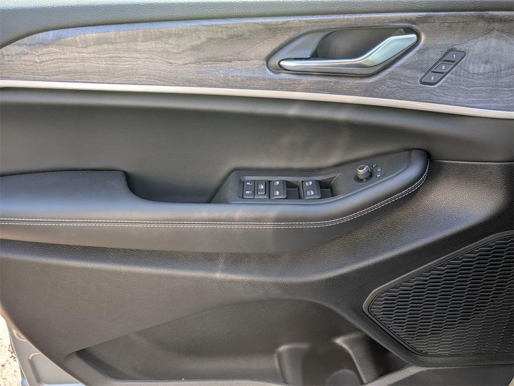 new 2025 Jeep Grand Cherokee L car, priced at $46,547