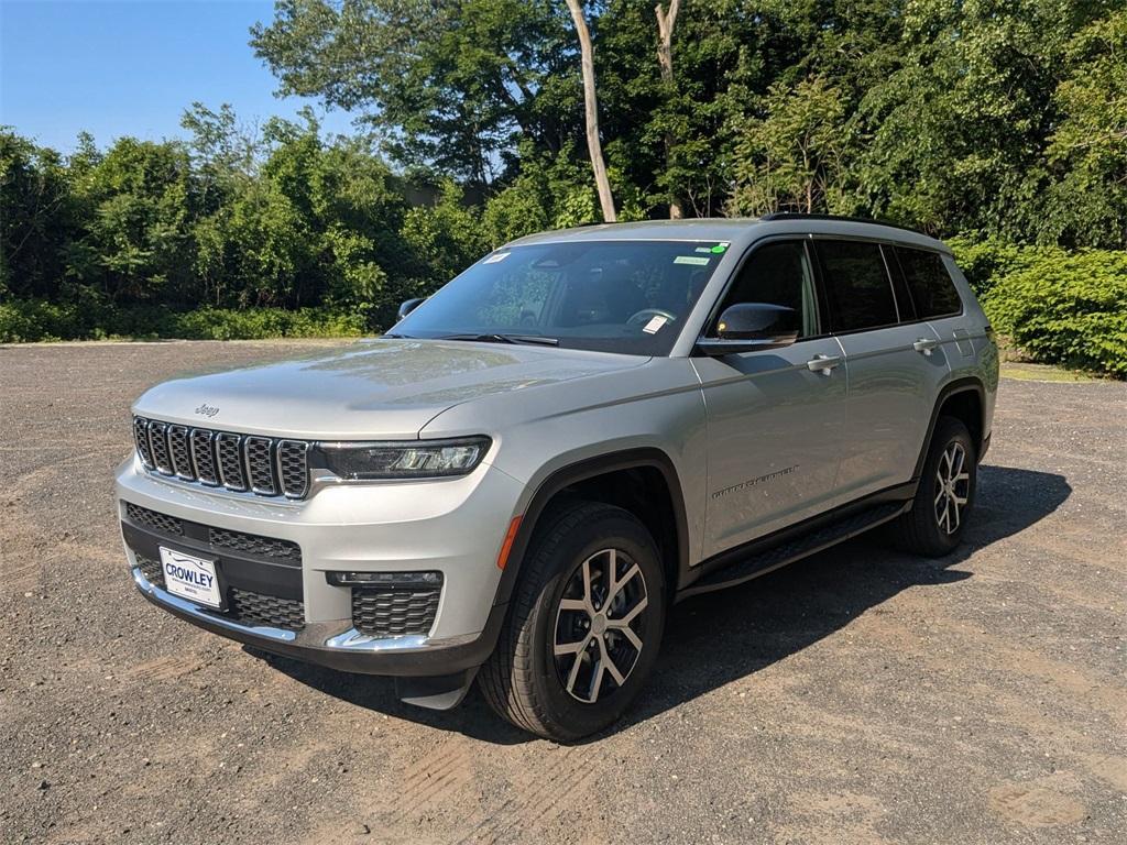 new 2025 Jeep Grand Cherokee L car, priced at $46,547