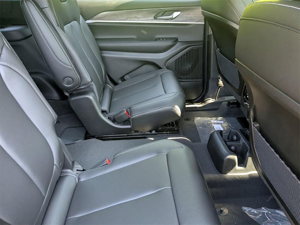 new 2025 Jeep Grand Cherokee L car, priced at $46,547