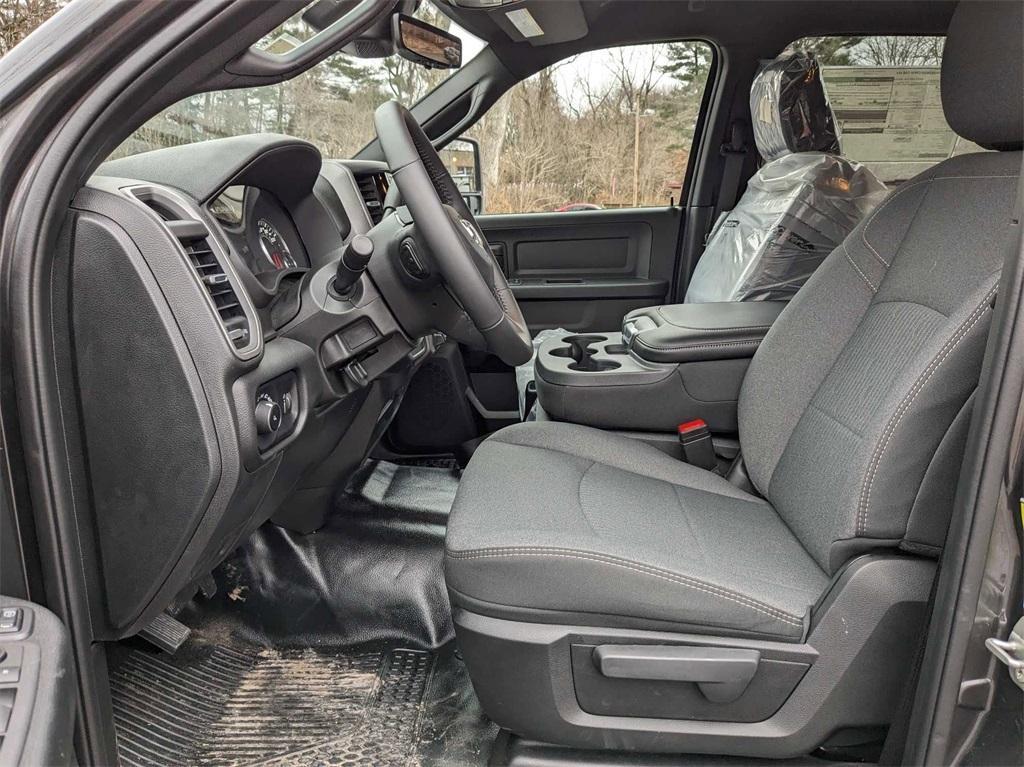 new 2024 Ram 3500 car, priced at $76,239
