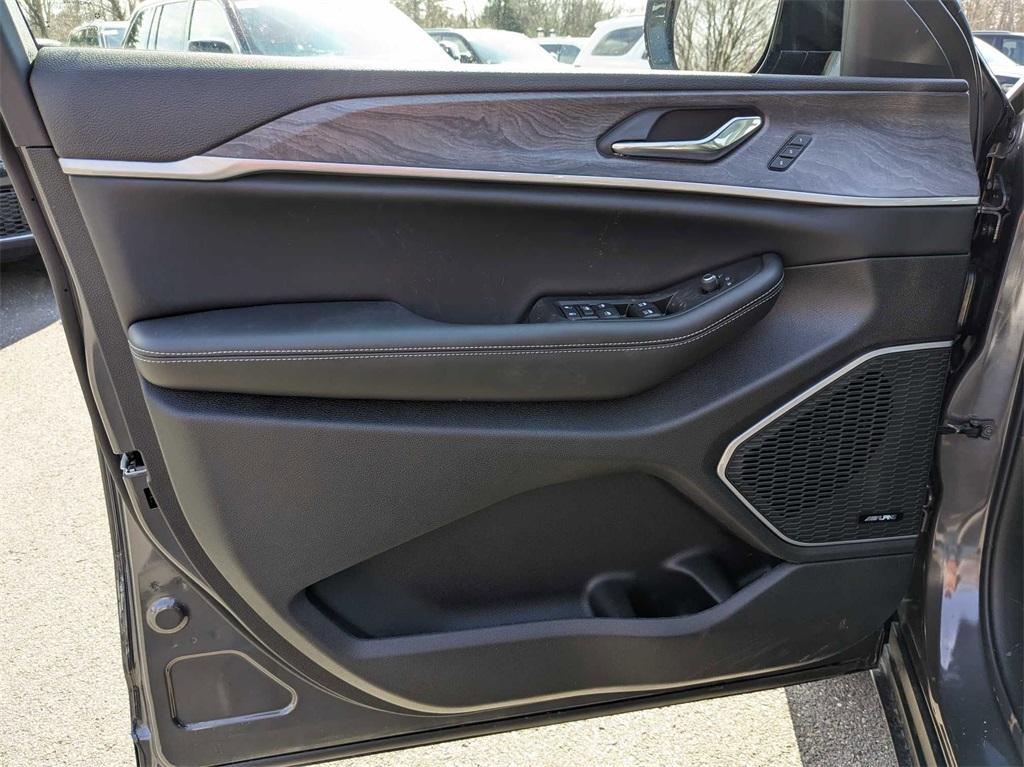 new 2024 Jeep Grand Cherokee 4xe car, priced at $51,280
