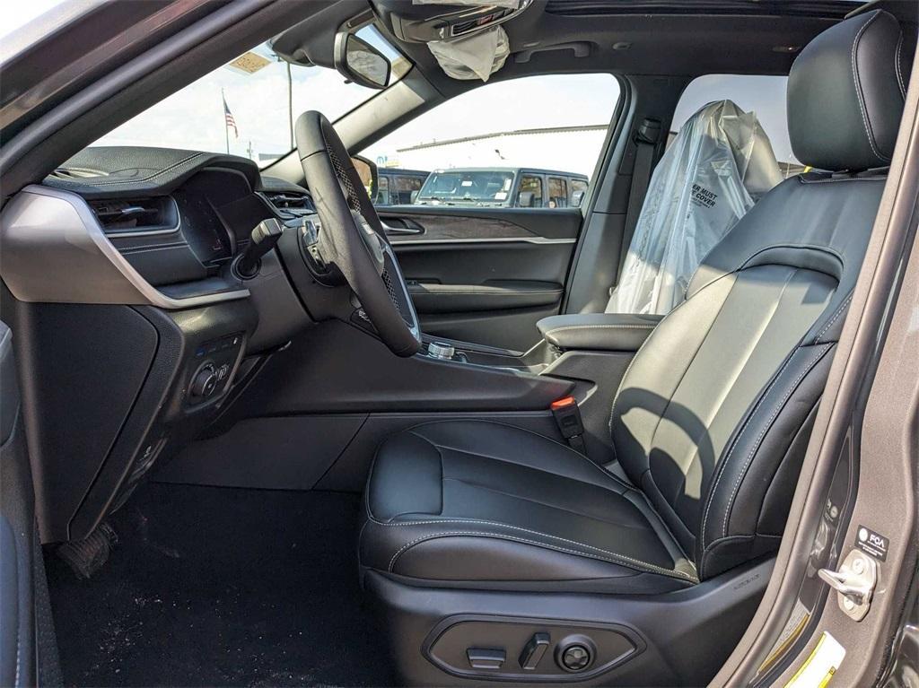 new 2024 Jeep Grand Cherokee 4xe car, priced at $51,280