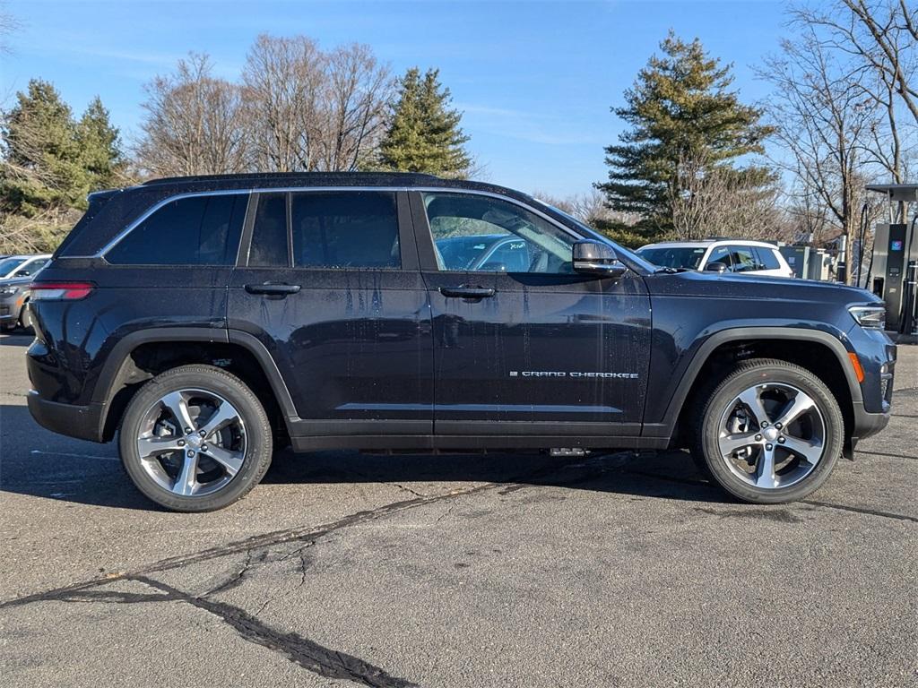 new 2024 Jeep Grand Cherokee 4xe car, priced at $53,557