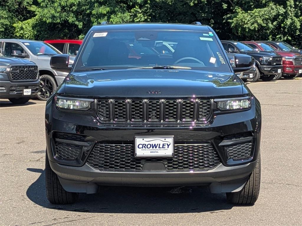 new 2025 Jeep Grand Cherokee car, priced at $43,100