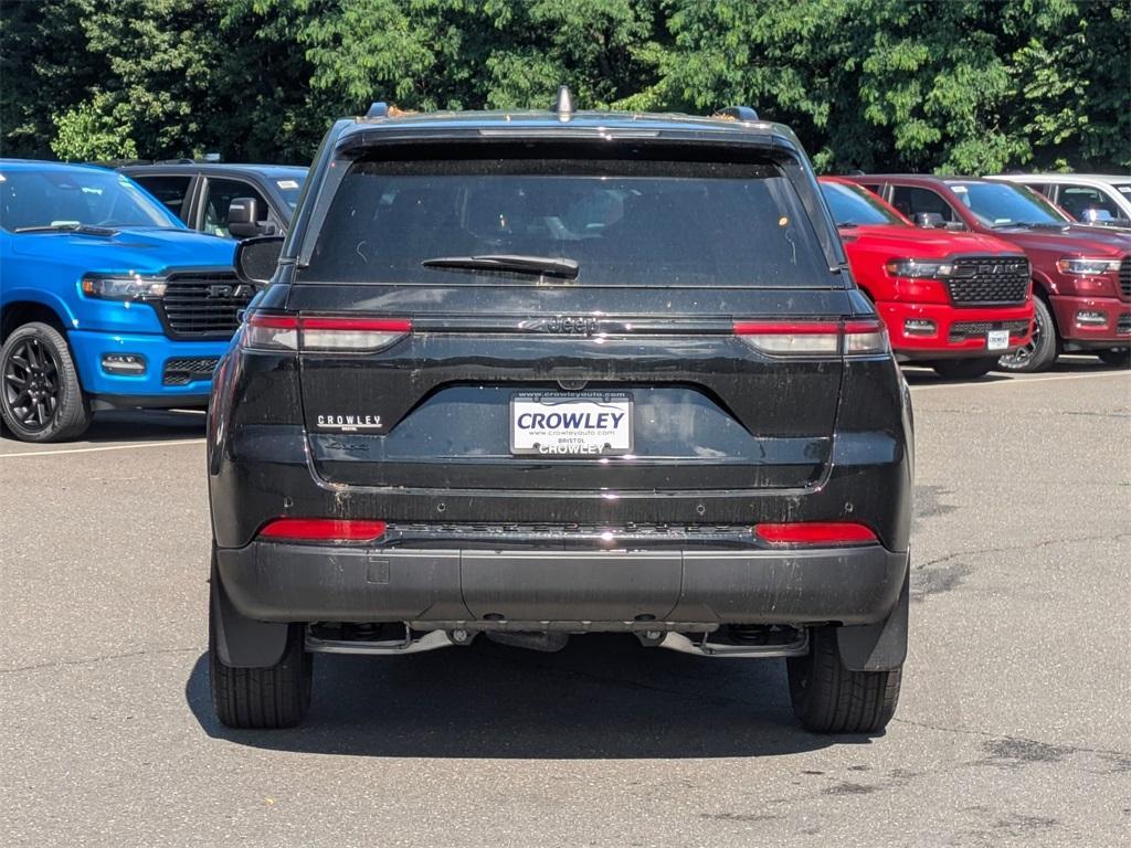 new 2025 Jeep Grand Cherokee car, priced at $43,100