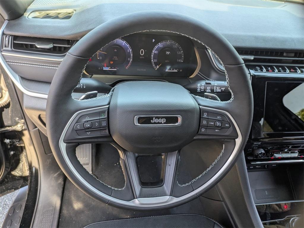 new 2025 Jeep Grand Cherokee car, priced at $43,100