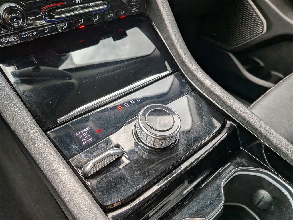 used 2022 Jeep Grand Cherokee car, priced at $30,900