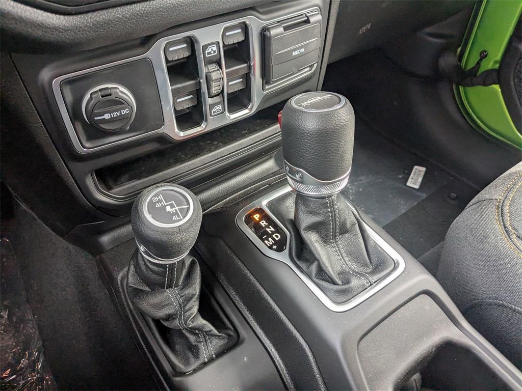 new 2025 Jeep Gladiator car, priced at $46,648