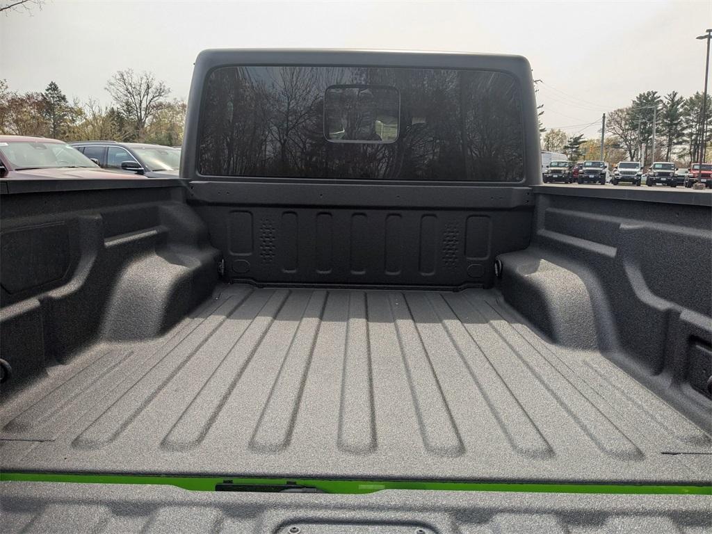 new 2025 Jeep Gladiator car, priced at $46,648