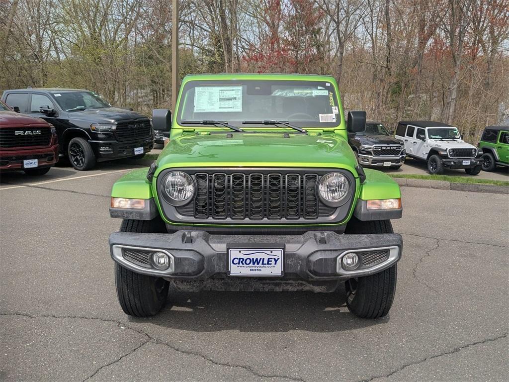 new 2025 Jeep Gladiator car, priced at $46,648
