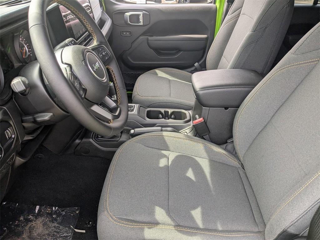 new 2025 Jeep Gladiator car, priced at $46,648