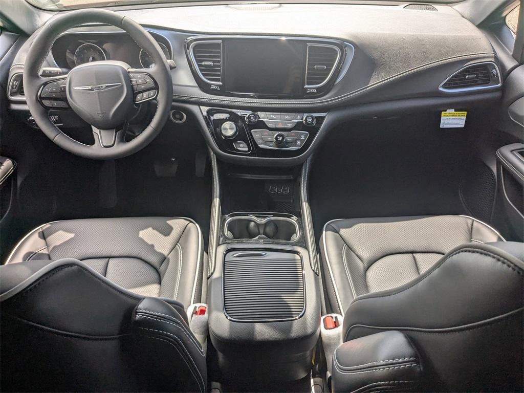 new 2025 Chrysler Pacifica car, priced at $50,264