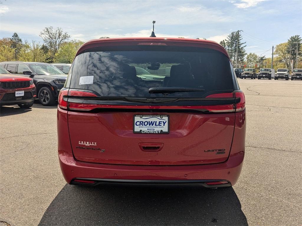 new 2025 Chrysler Pacifica car, priced at $50,264