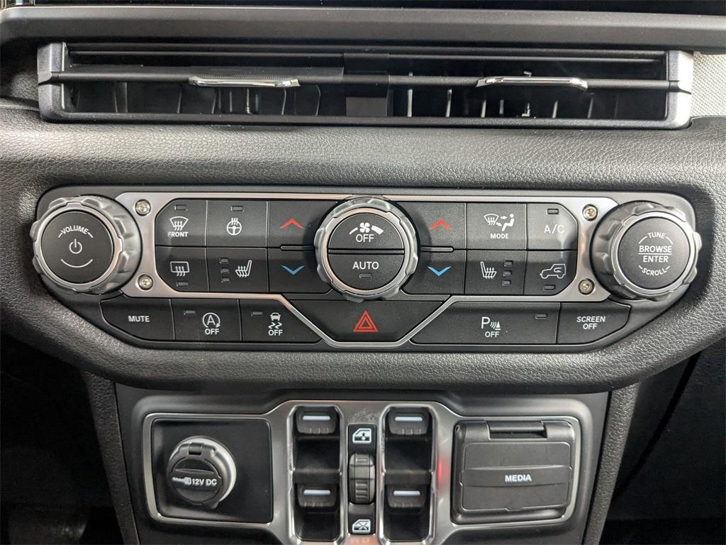 new 2025 Jeep Wrangler car, priced at $50,991