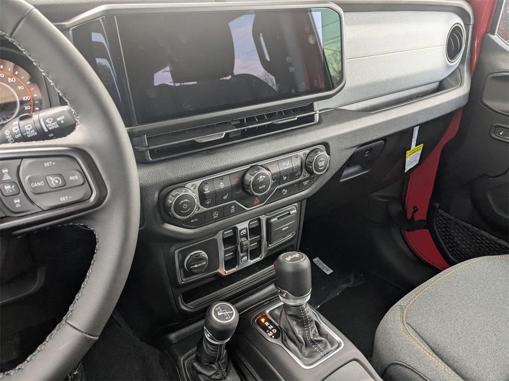 new 2025 Jeep Wrangler car, priced at $50,991