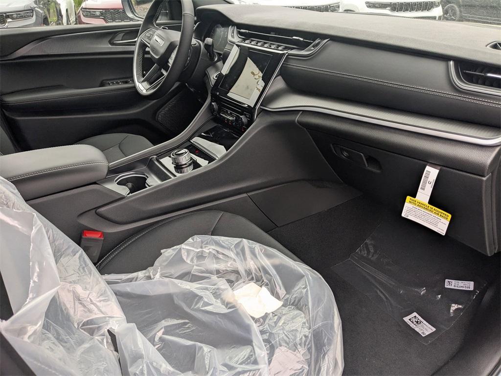new 2025 Jeep Grand Cherokee L car, priced at $41,514