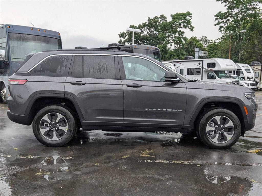 new 2024 Jeep Grand Cherokee 4xe car, priced at $52,139