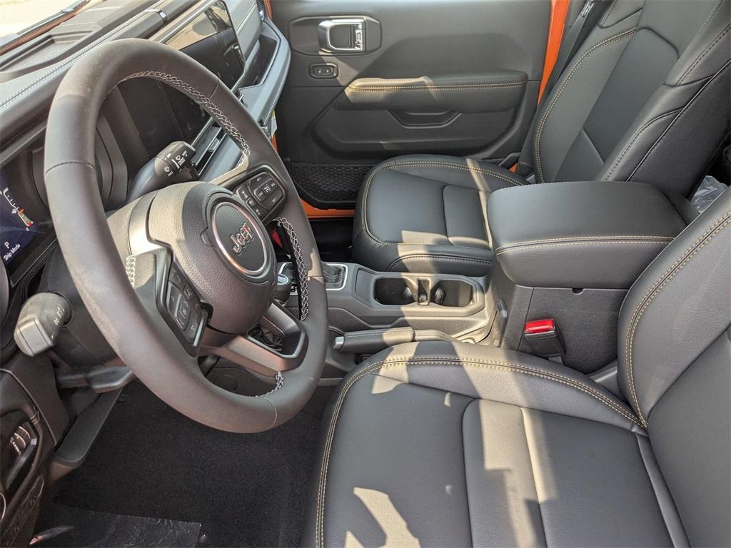 new 2025 Jeep Gladiator car, priced at $46,182