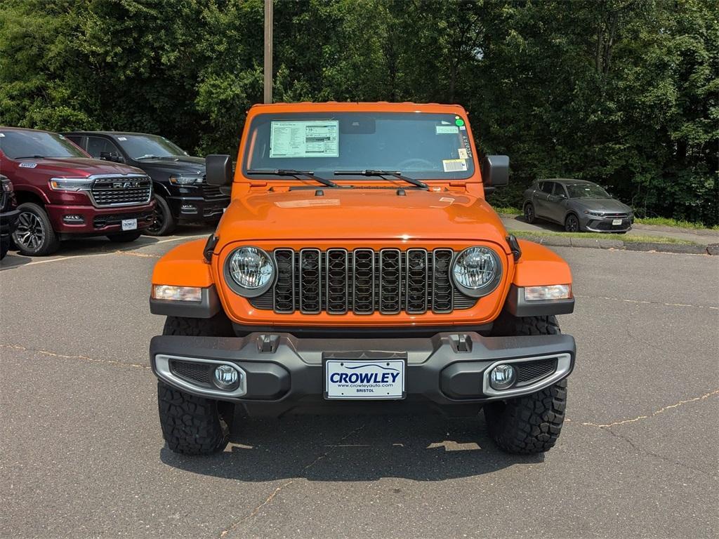new 2025 Jeep Gladiator car, priced at $46,182