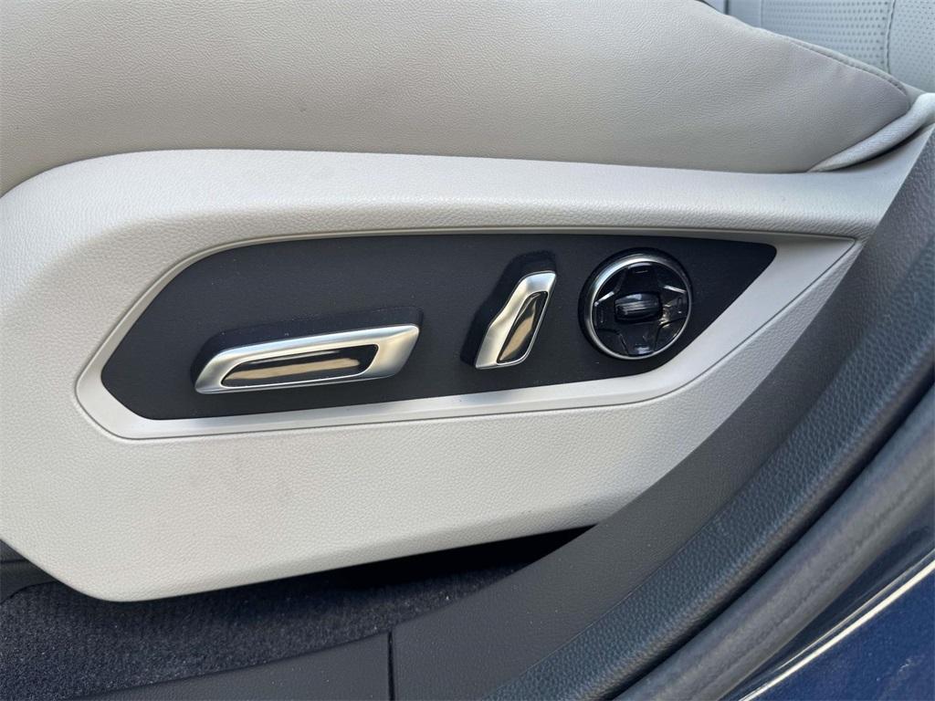 used 2025 Acura RDX car, priced at $43,489