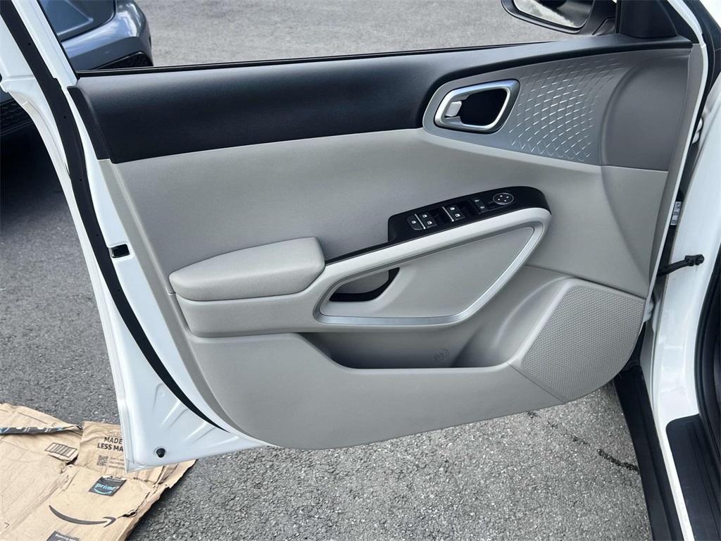 used 2023 Kia Soul car, priced at $17,998