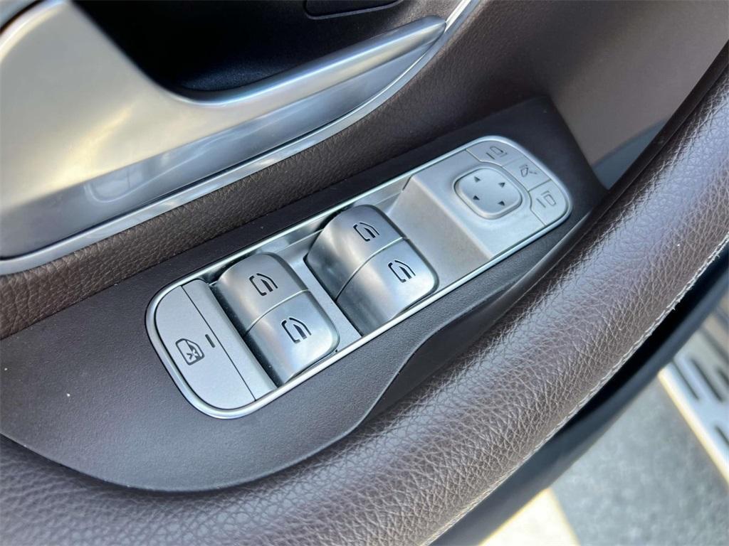 used 2022 Mercedes-Benz GLE 450 car, priced at $46,994