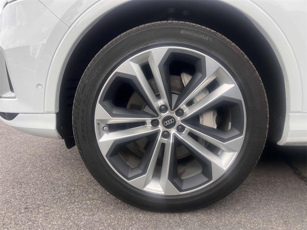 used 2022 Audi Q7 car, priced at $43,590