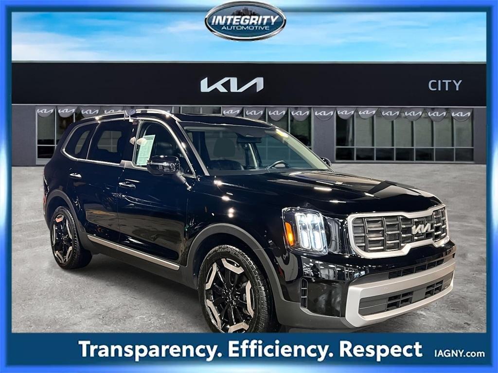used 2023 Kia Telluride car, priced at $35,353