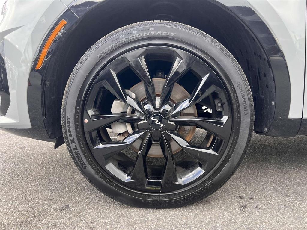used 2022 Kia Sorento car, priced at $30,995