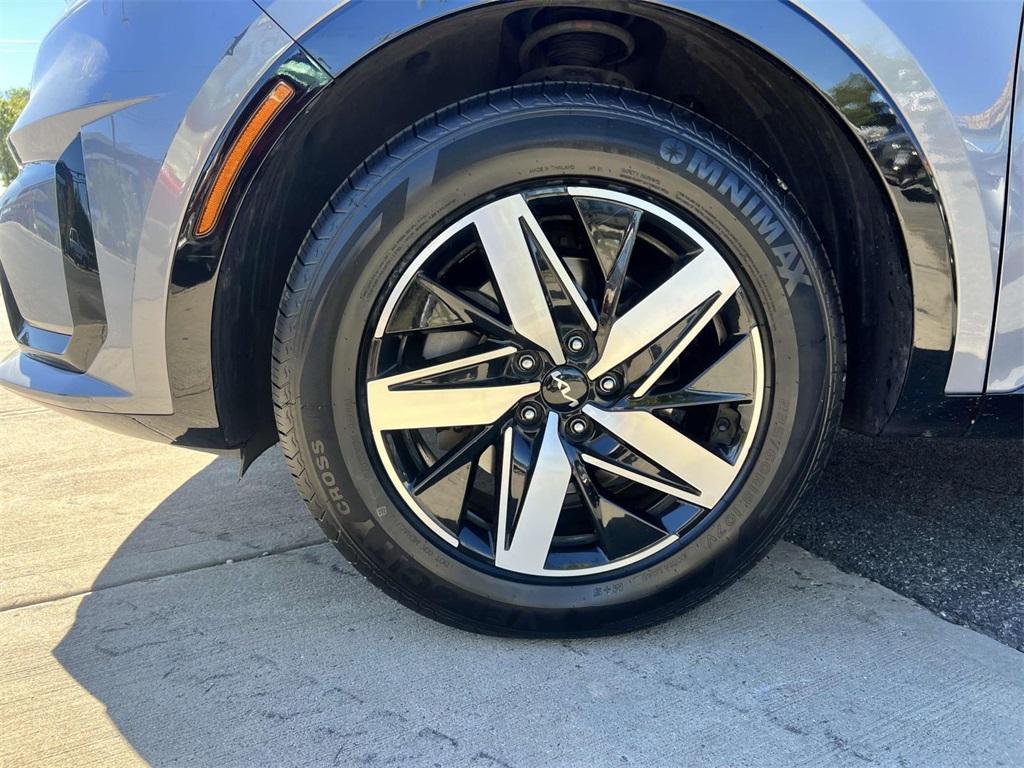 used 2022 Kia Sorento car, priced at $24,365