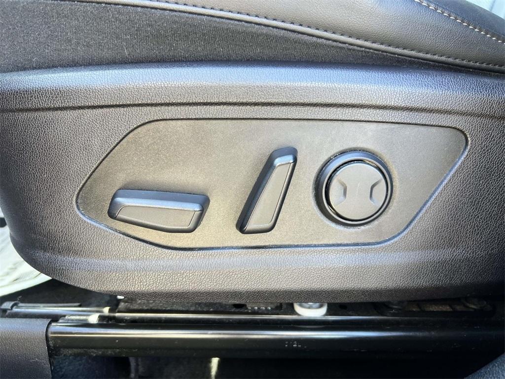 used 2022 Kia Sorento car, priced at $24,365