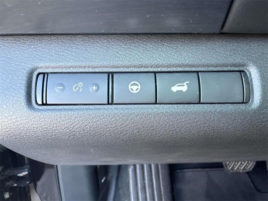 used 2022 Nissan Pathfinder car, priced at $27,995