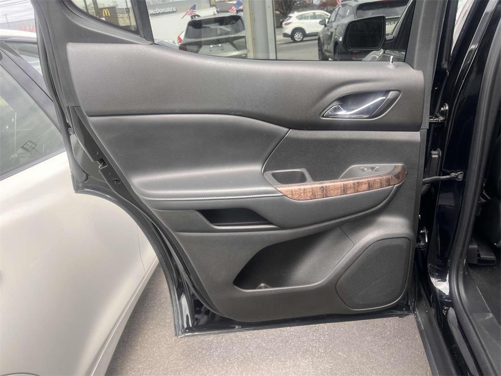 used 2021 GMC Acadia car, priced at $29,995