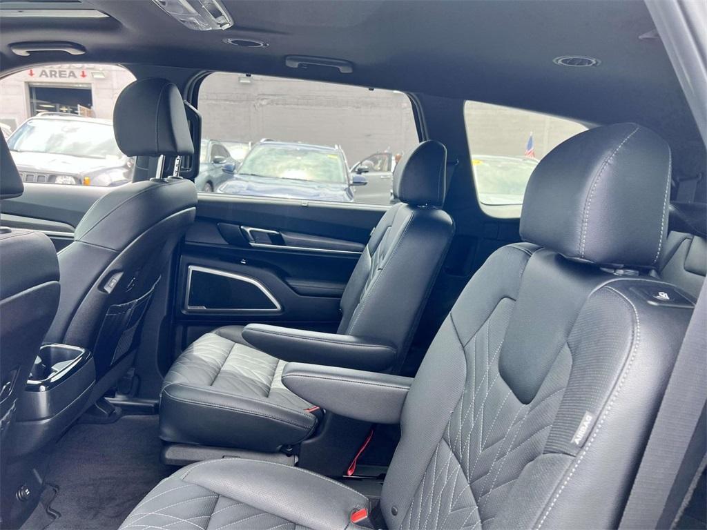 used 2023 Kia Telluride car, priced at $37,131