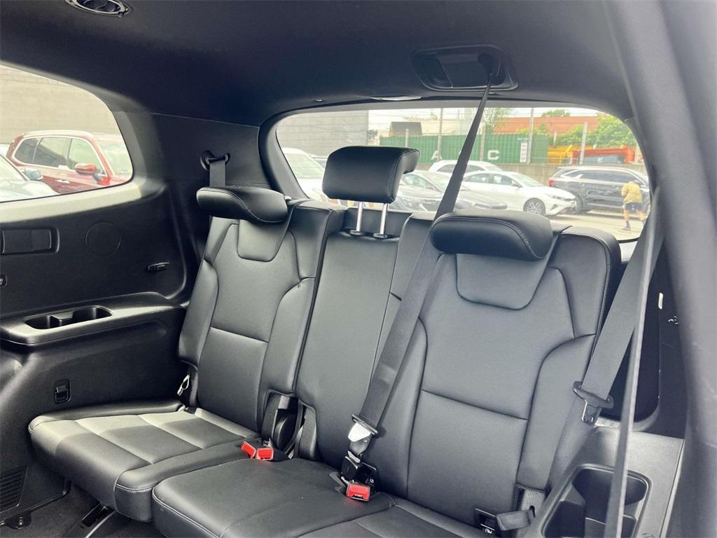 used 2023 Kia Telluride car, priced at $37,131