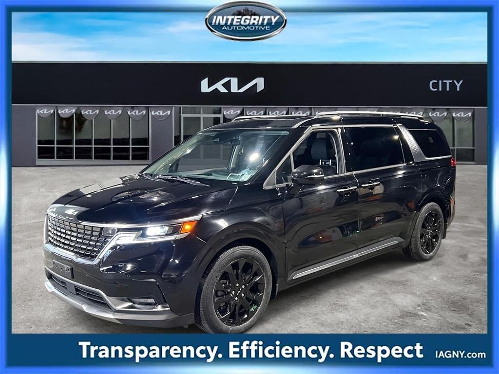 used 2022 Kia Carnival car, priced at $38,995