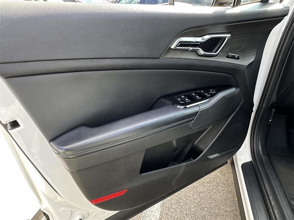 used 2023 Kia Sportage car, priced at $27,274