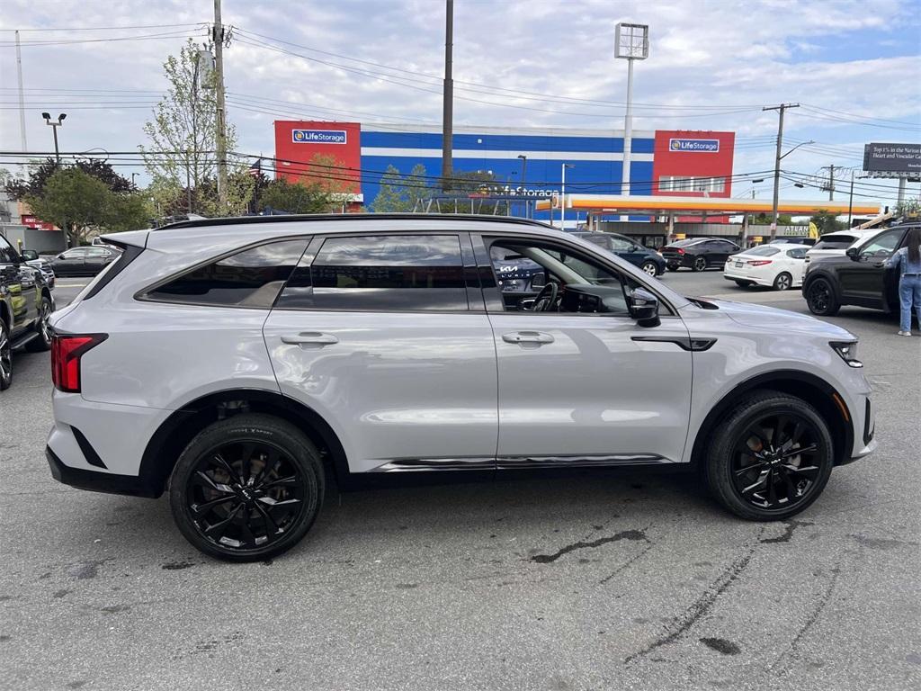 used 2022 Kia Sorento car, priced at $28,988