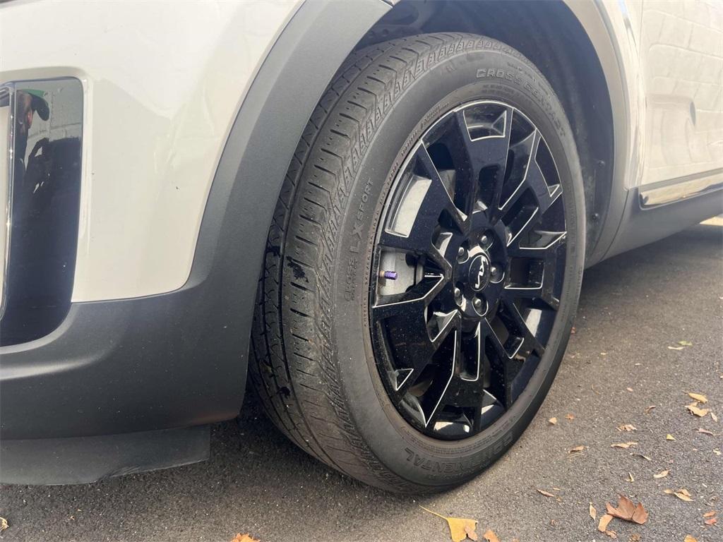 used 2022 Kia Telluride car, priced at $31,886