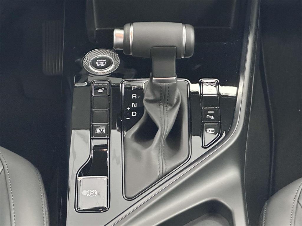 new 2025 Kia Niro car, priced at $31,735