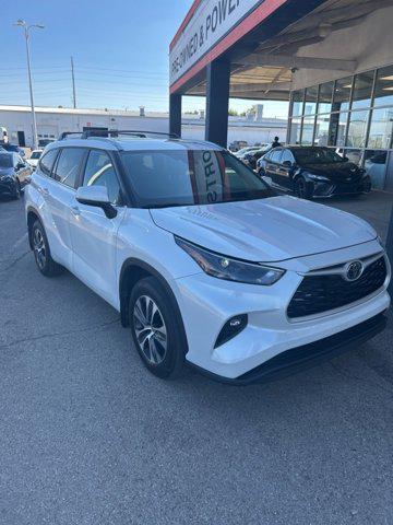 used 2023 Toyota Highlander car, priced at $36,490